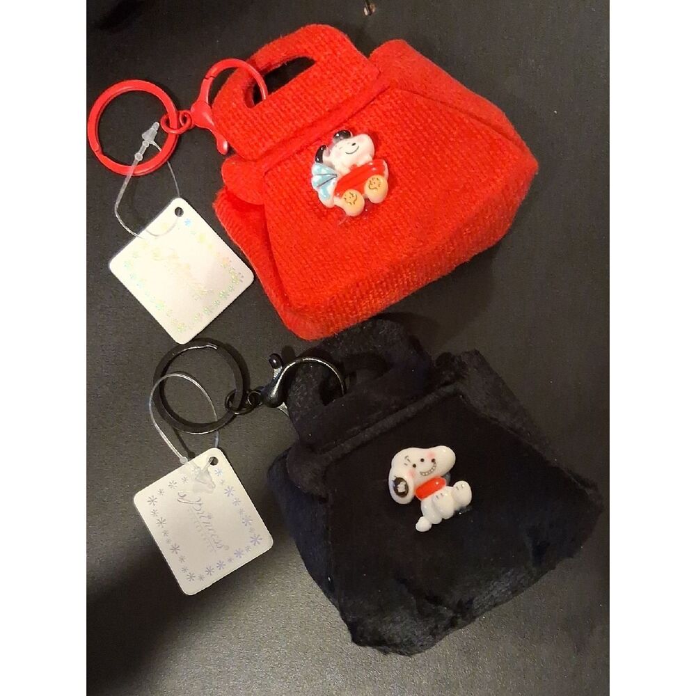Snoopy Purse keychains Red And Black New With Tags